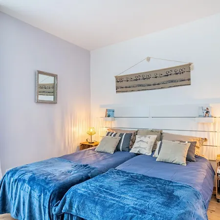 La Maison Des Freres-1 By Interhome
