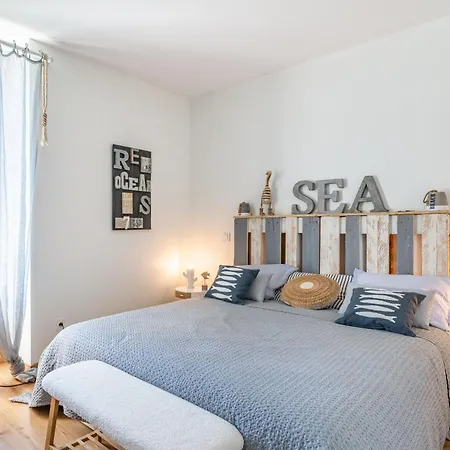 Holiday home La Maison Des Freres-1 By Interhome